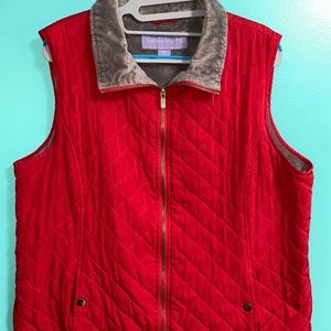 Red Laura Scott vest Size LG